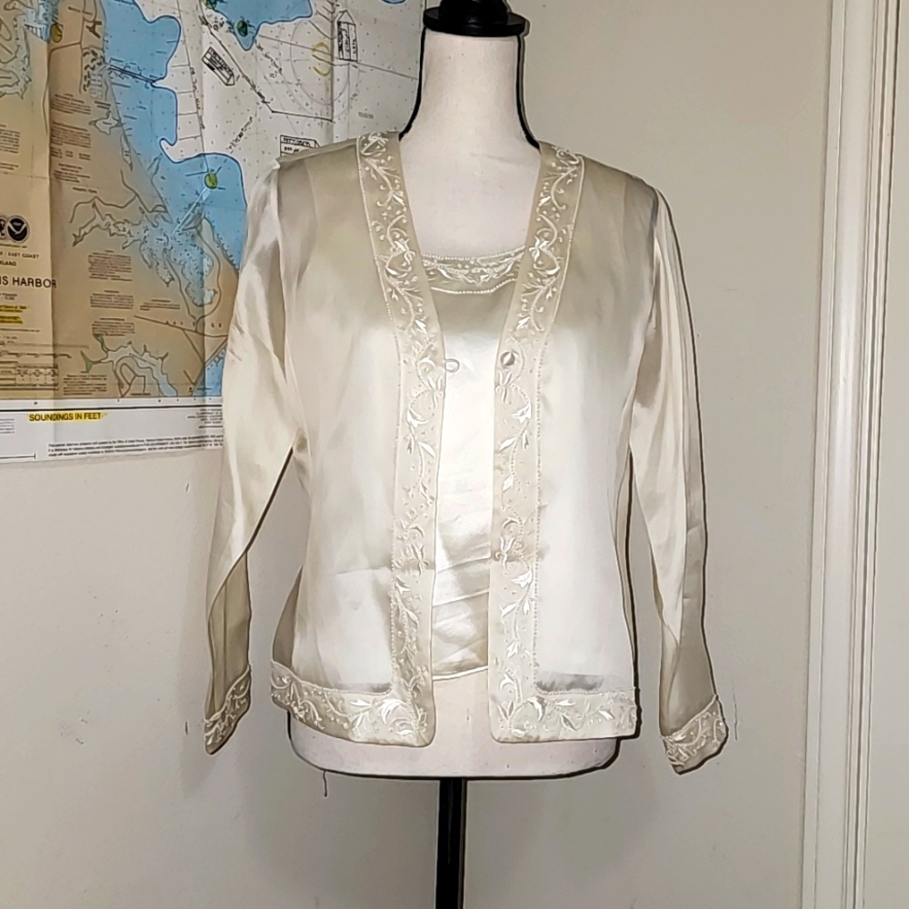VINTAGE "ANN TAYLOR" SILK SET SZ 6P/8P
